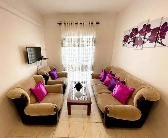 Katunayaka Qiqi Airport Villa מראה חיצוני תמונה